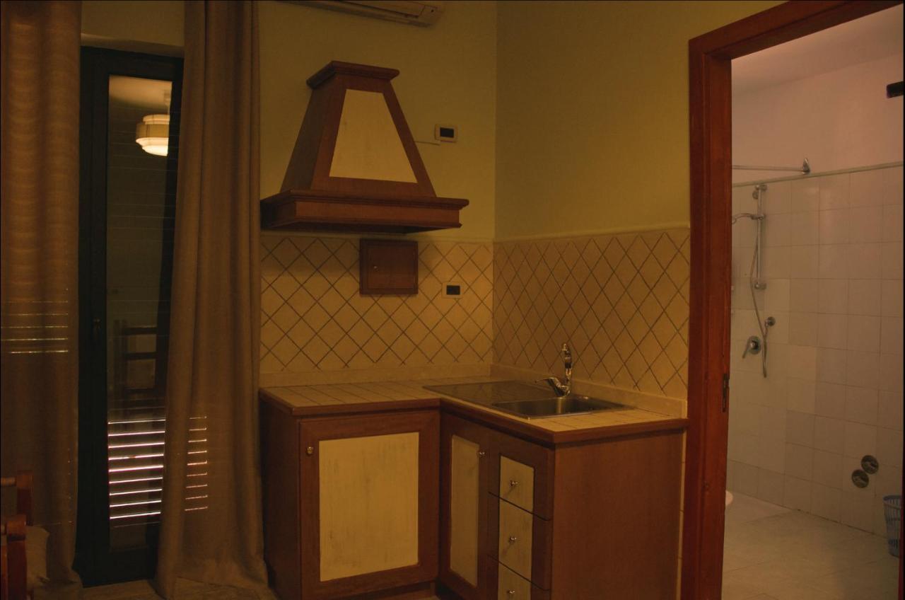 La Trinacria Bed & Breakfast Giardini Naxos Bagian luar foto