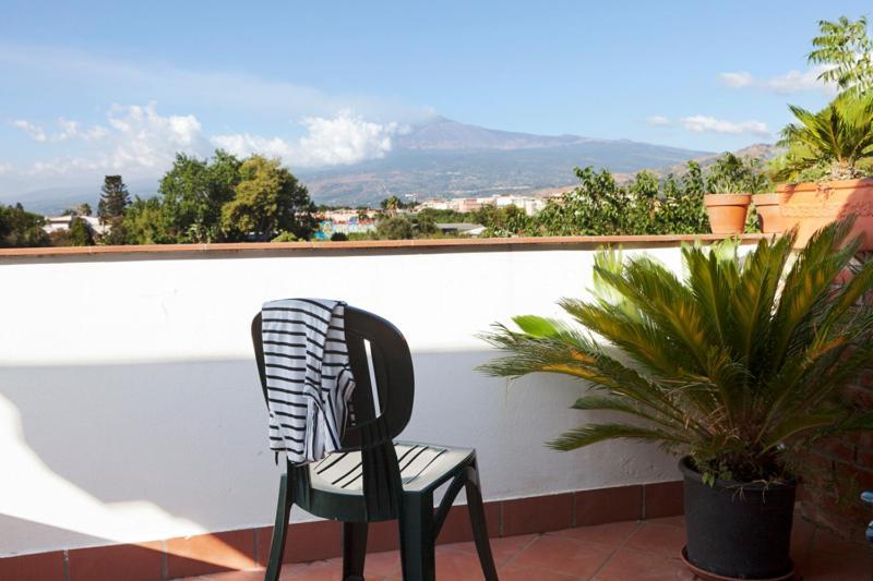La Trinacria Bed & Breakfast Giardini Naxos Bagian luar foto